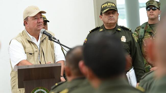 Mindefensa y general Nieto. Foto: Colprensa