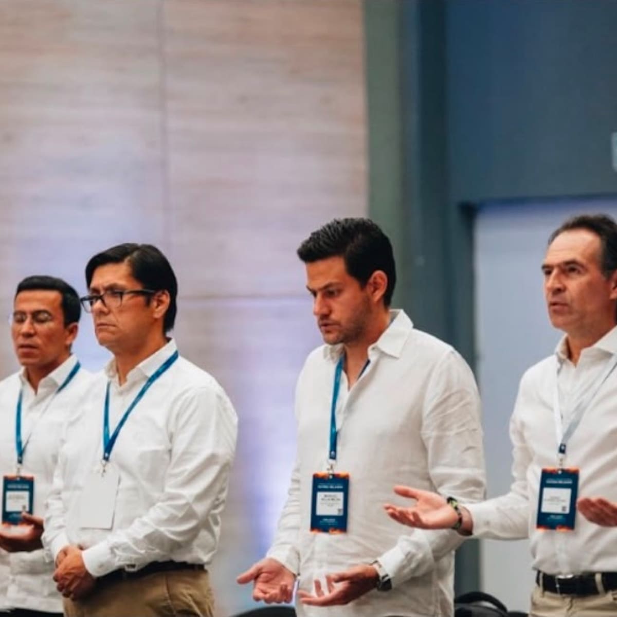 “Hay un gobierno nacional que está comprometido a trabajar ”: alcalde Galán en cumbre de seguridad