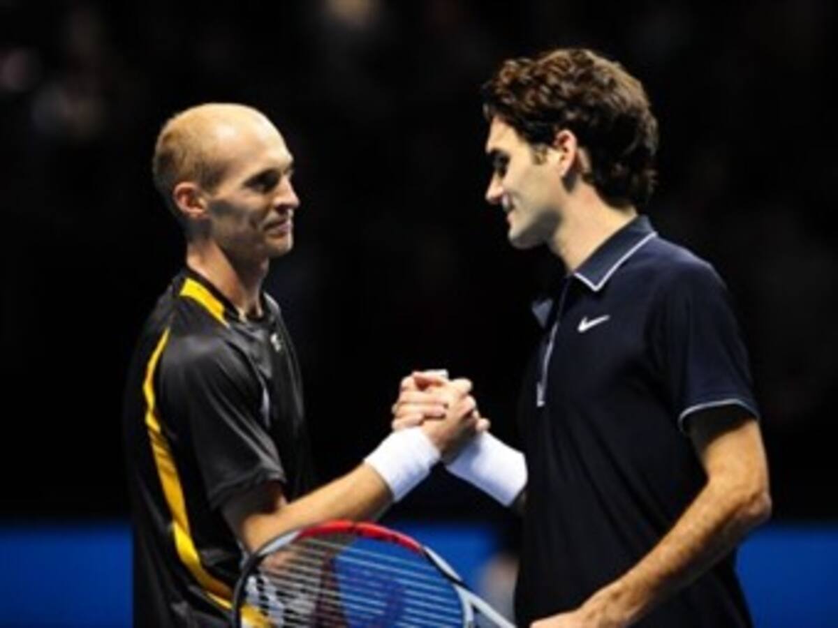 Roger Federer logra su primer título del año en Doha