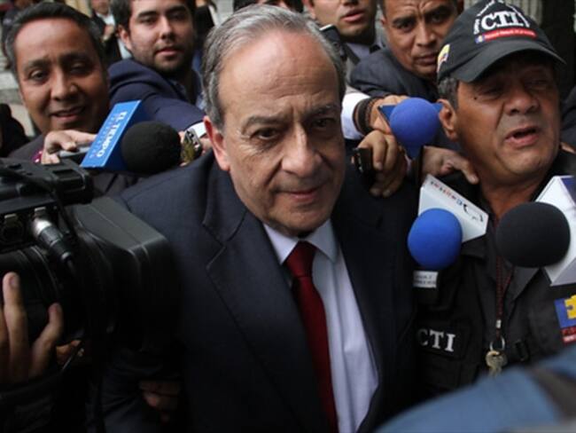 Confirman salida del país del abogado Víctor Pacheco