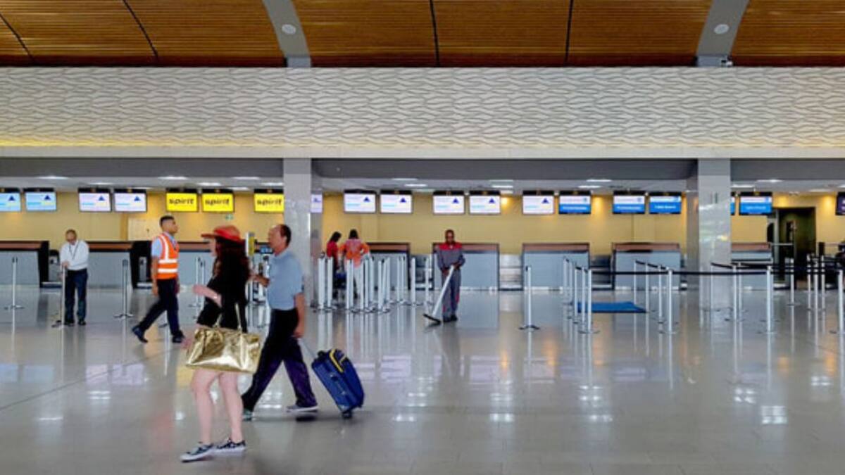 Investigan posibles irregularidades en contratos de mejoramiento de aeropuertos