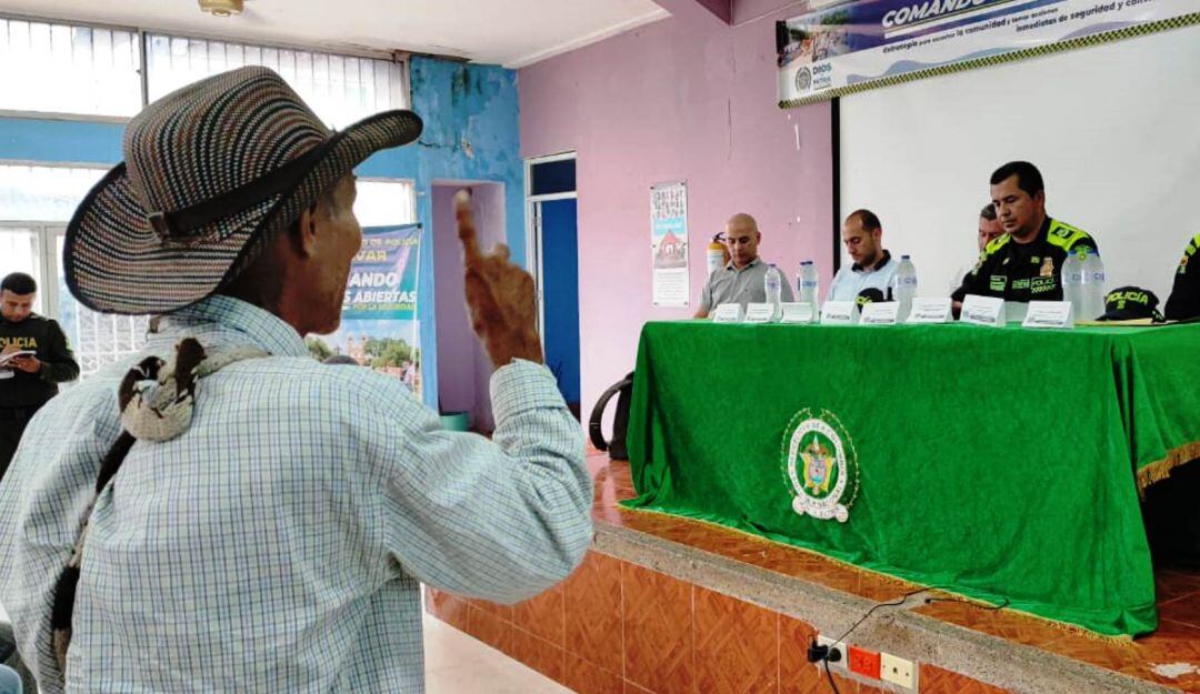 En Marialabaja dr afianzó el compromiso con la seguridad humana con líderes, lideresas y defensores de Derechos Humanos