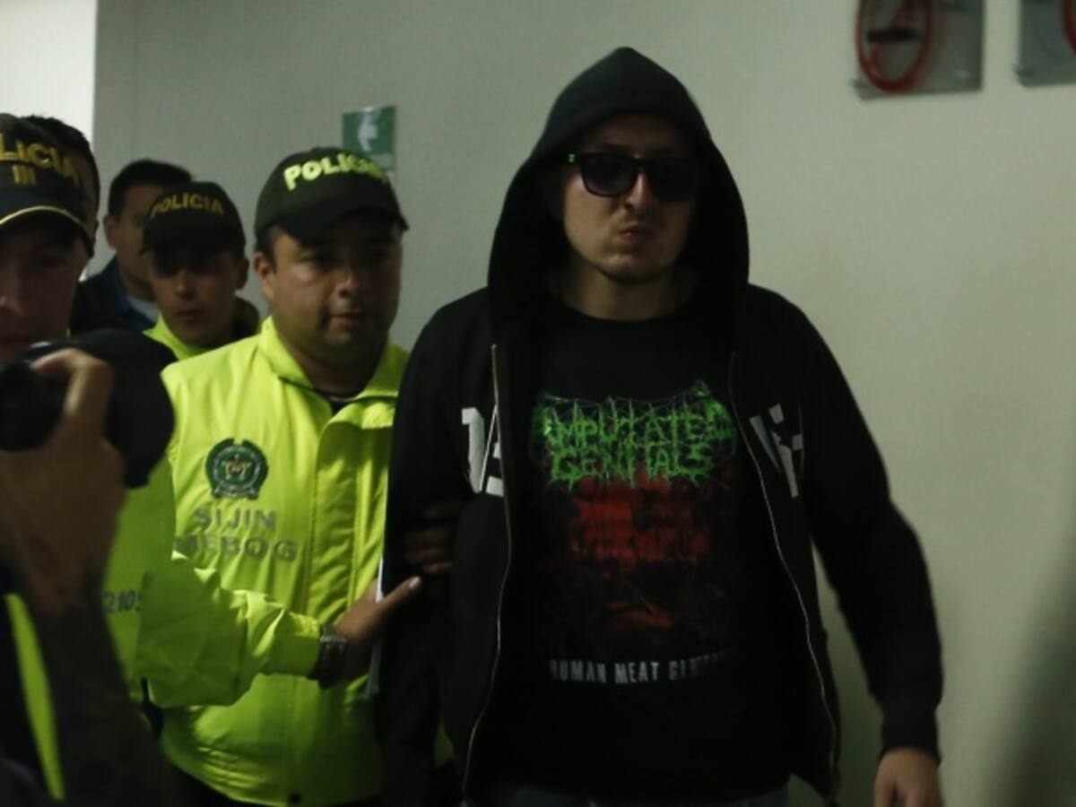 Dejan en libertad a encapuchado que disparó contra policías en marcha del día del trabajo
