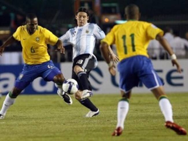 Argentina-Brasil, Messi-Kaka o Tévez-Robinho