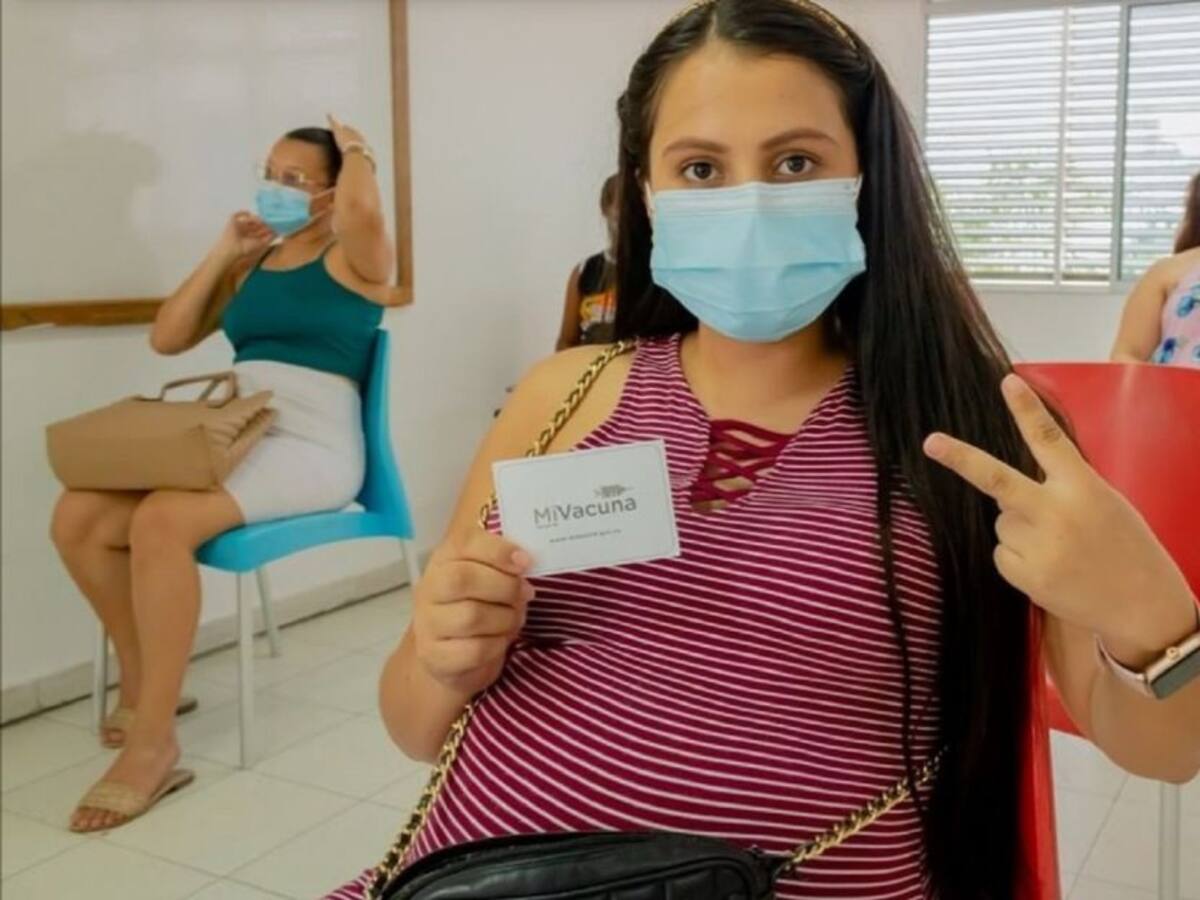 Más de 1.000 mujeres gestantes se han vacunado en Cartagena