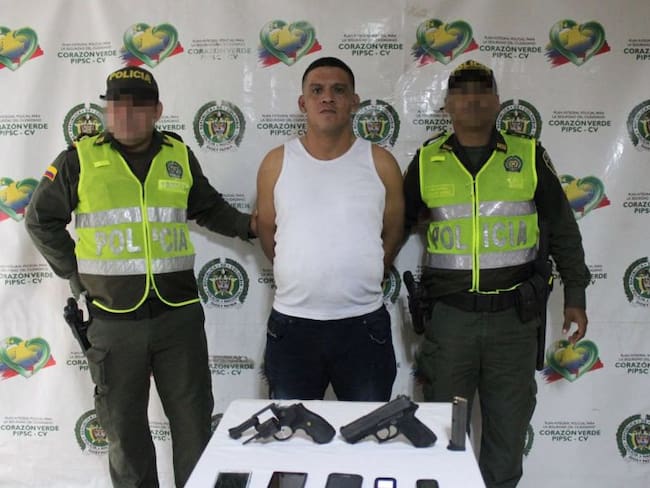 Dos policías heridos y tres delincuentes capturados en balacera en Barranquilla
