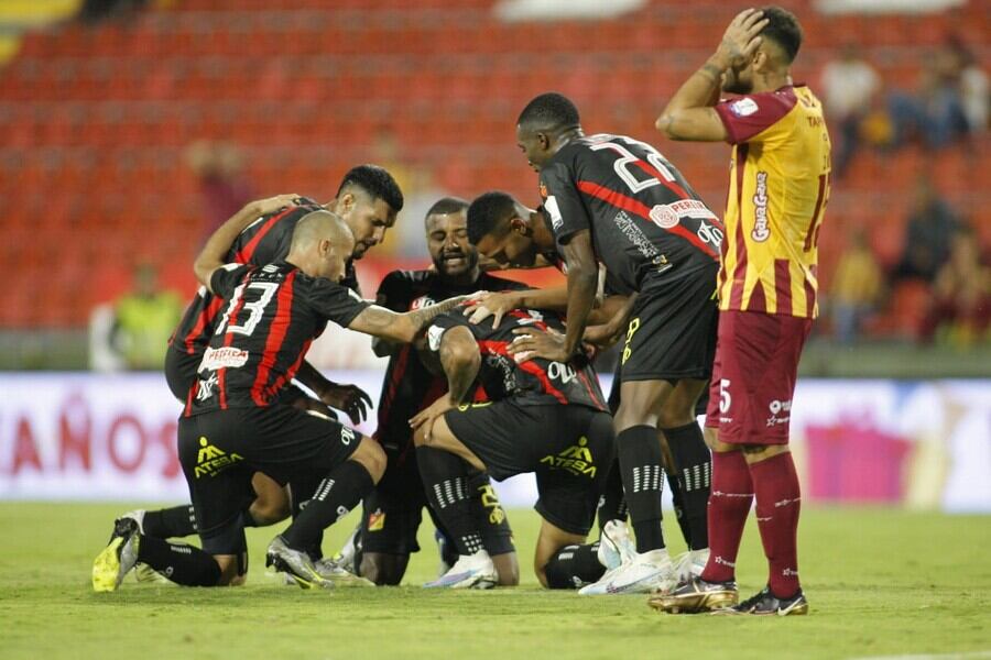 Duelo de Liga entre Deportes Tolima y Deportivo Pereira / Colprensa