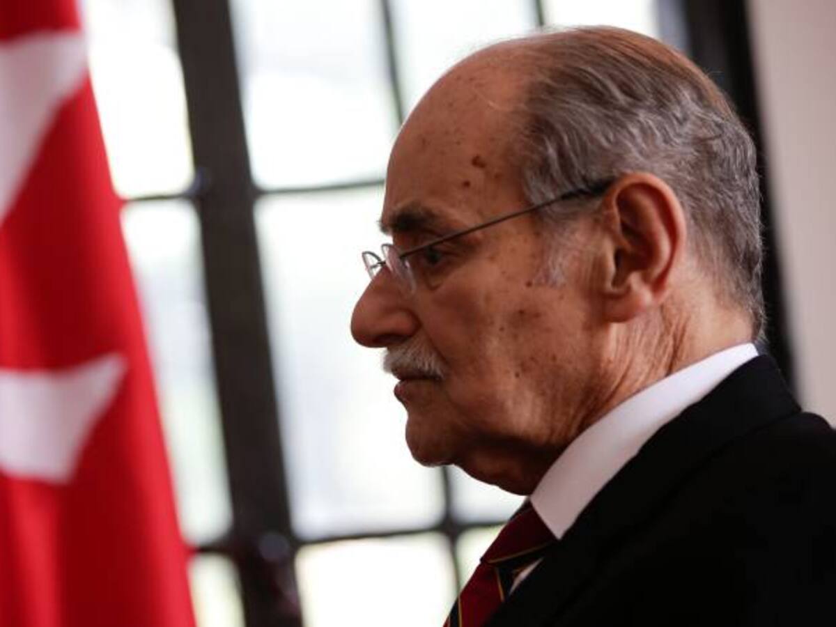 “Al que escupe para arriba le cae en la cara”: Liberales a Cambio Radical