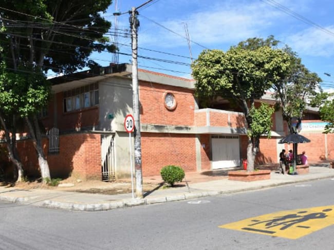 Cierran 24 horas colegio en Bucaramanga por caso de COVID-19