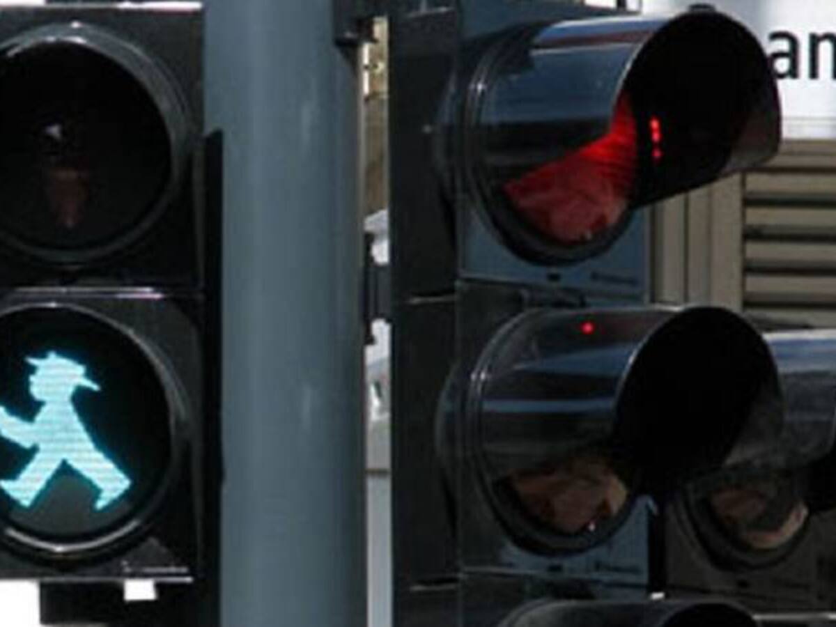 Piden a Fiscalía suspender contrato para modernizar semáforos de Bogotá