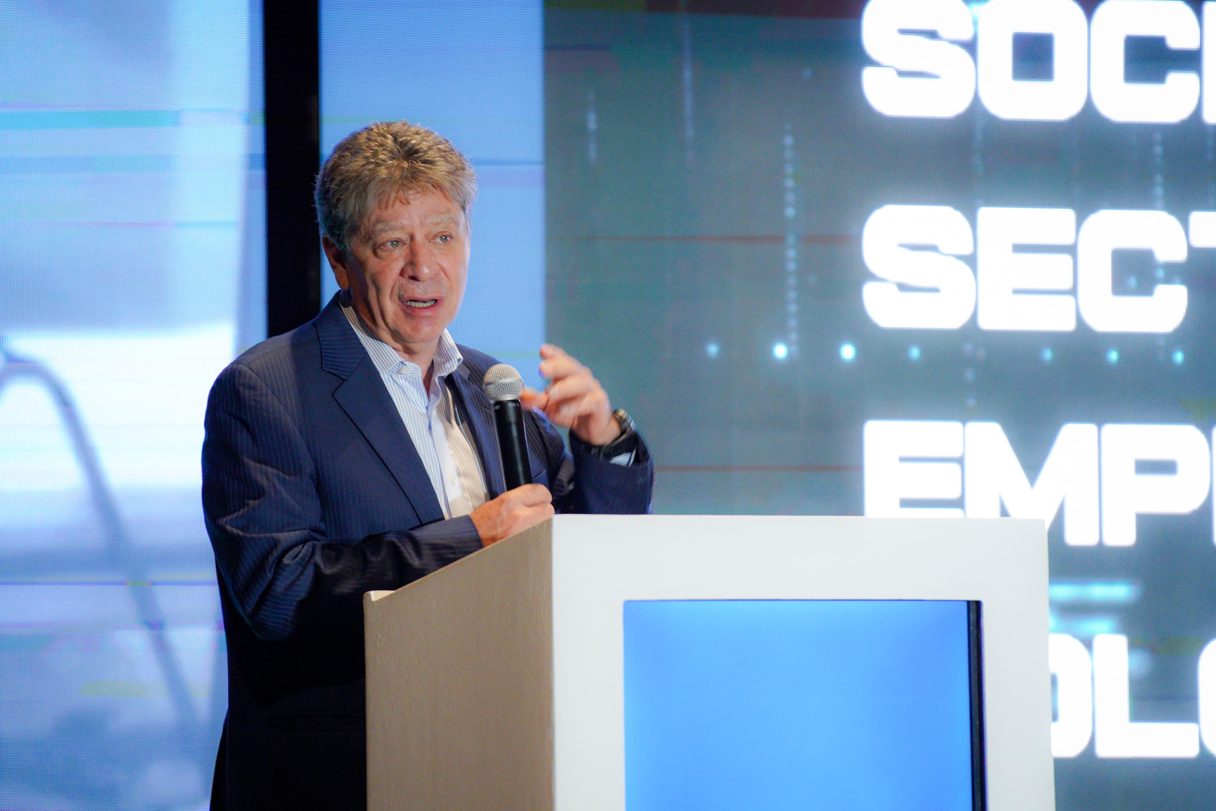 Bruce MacMaster, presidente de la ANDI. |