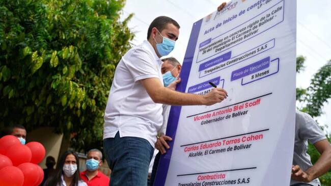 Bolívar Primero le cumple el sueño de salir del barro a los habitantes de la Calle 26 en El Carmen