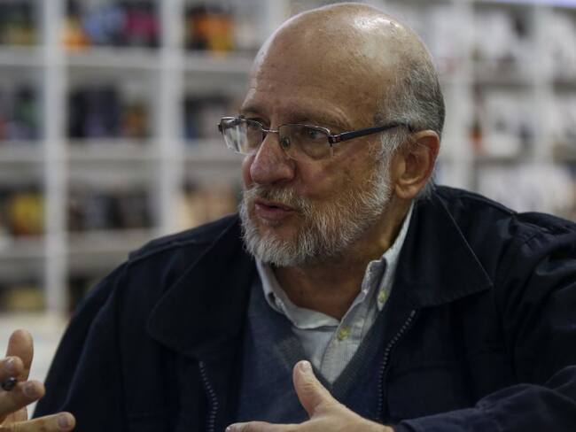 “Veo que es tendencia ser pasivo en el periodismo.”: Daniel Samper P.