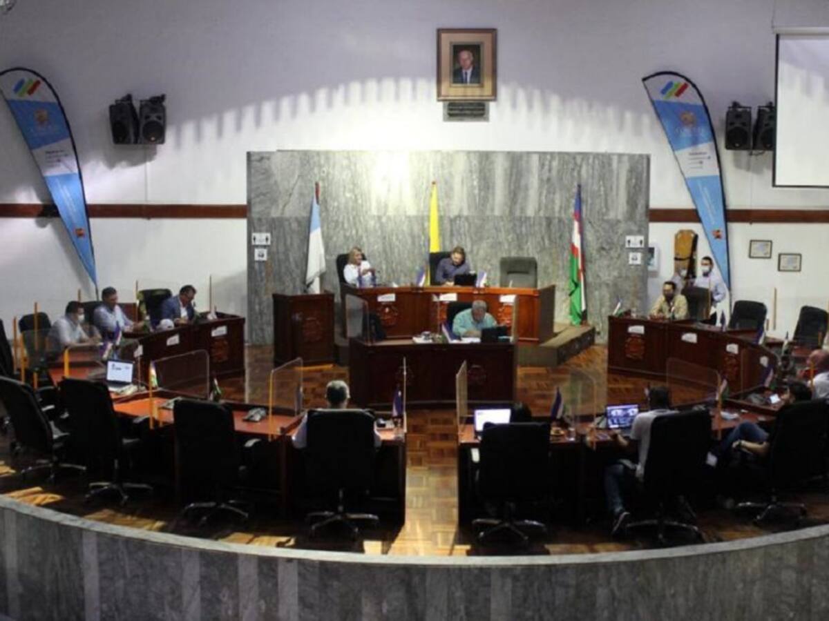 Priorizar infraestructura para la movilidad antes que pico y placa