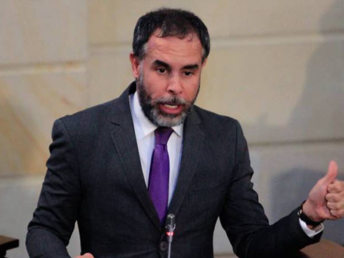 No sorprenden los buenos gestos de la guerrilla sino los que quieren votar por el No: La U