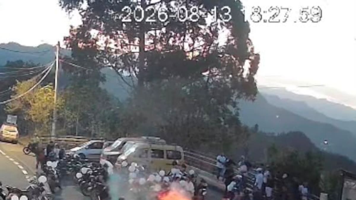 VIDEO|Incendio en La Vega por manipulación de pólvora causó pérdida total de una vivienda