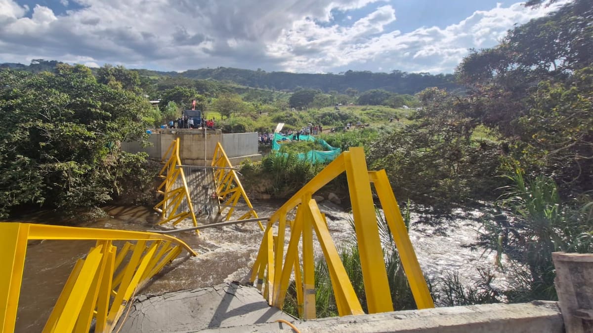 Las labores en el puente El Triunfo se volvieron a retomar por parte del contratista