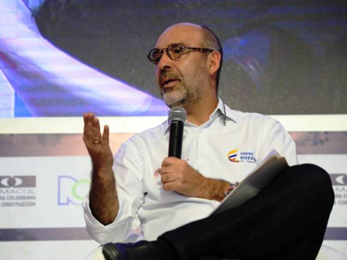 Minvivienda invita a constructores a continuar apostándole a la legalidad