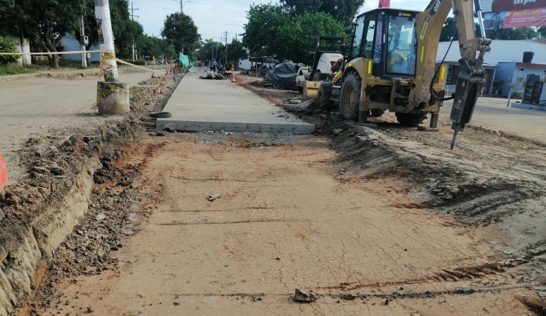 Los exalumnos advirtieron sobre presuntas irregularidades en obras de alcantarillado, acueducto, pavimentación entre otras