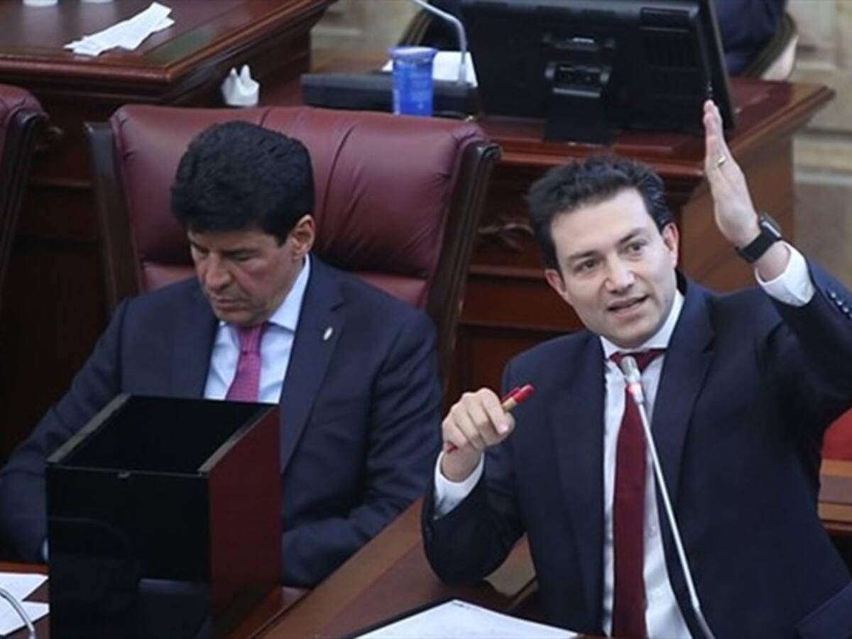 Liberales anuncian su apoyo a Felipe Córdoba