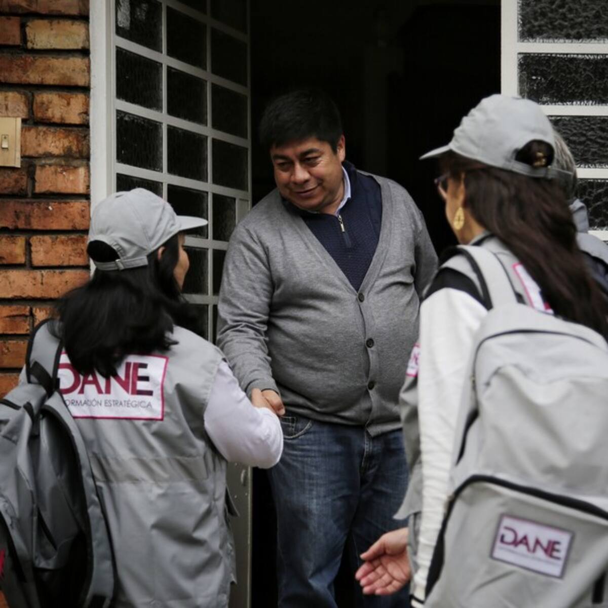 ¿Cuánto gana un encuestador del DANE? En esto consiste el trabajo