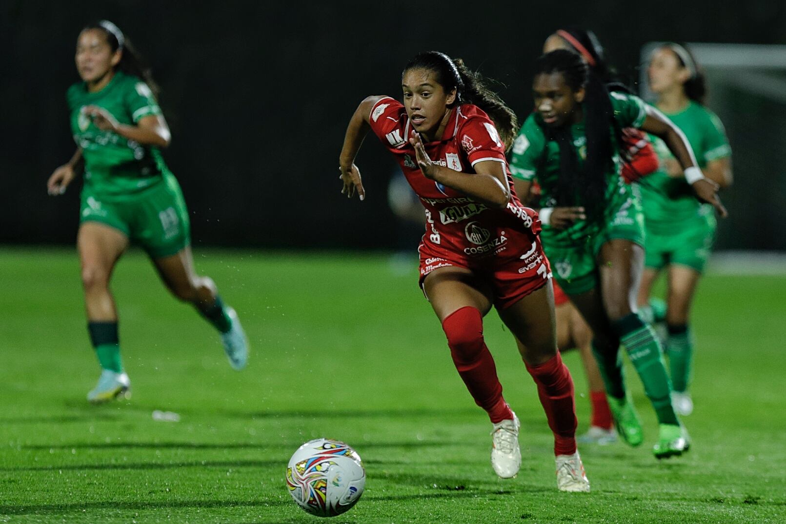 Elexa Bahr, delantera del América. (Colprensa - Camila Diaz)