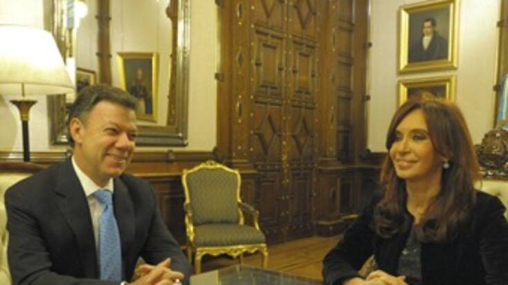 Los Kirchner dispuestos a ayudar a solucionar crisis colombo-venezolana