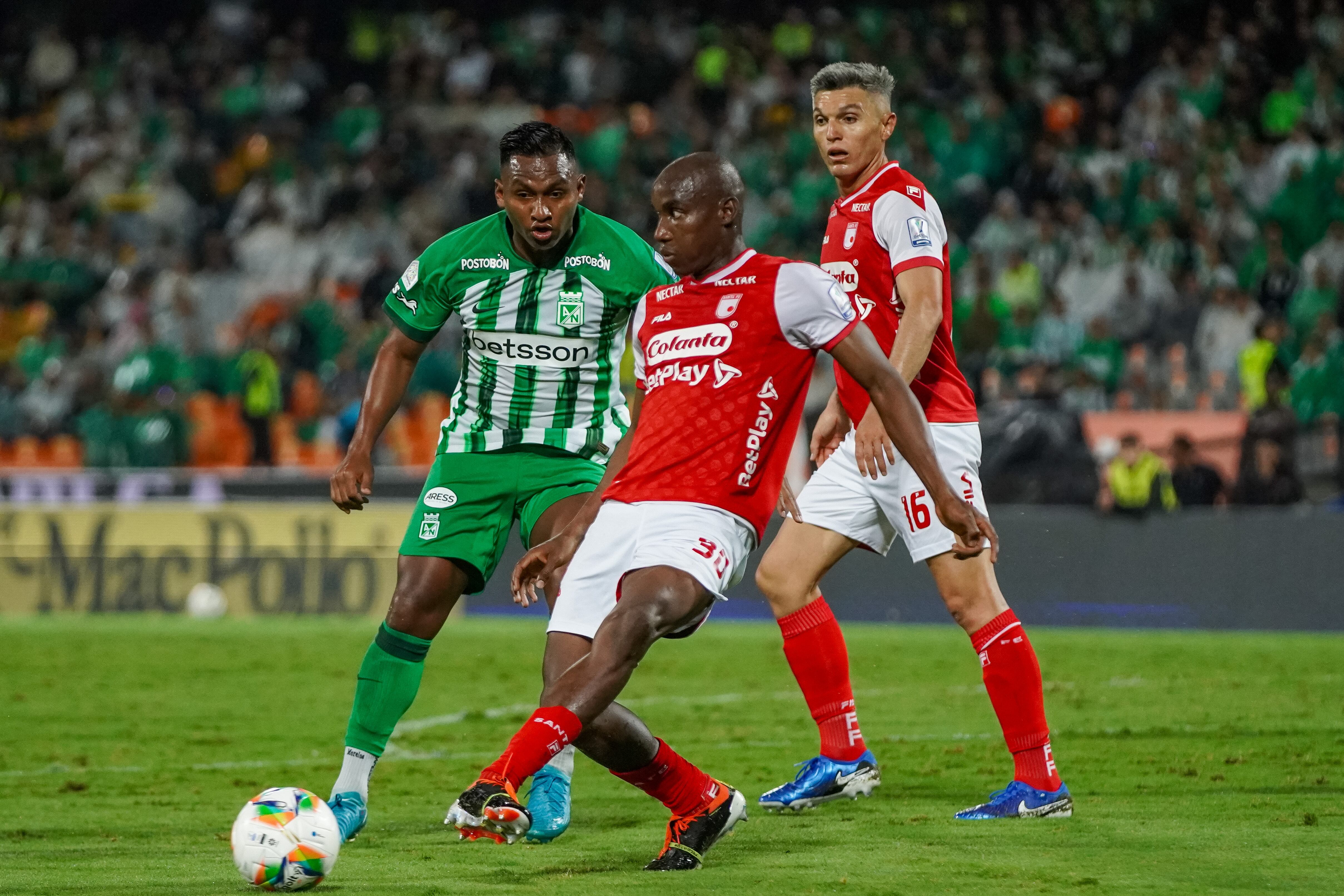 Duelo de Liga entre Santa Fe y Nacional / Colprensa