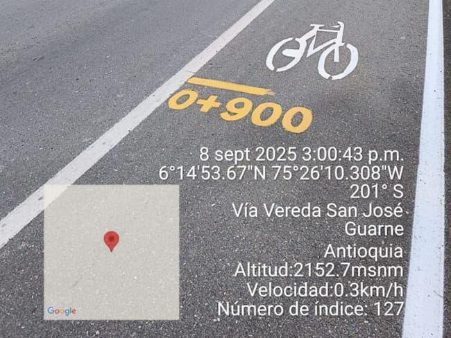 Por seguridad, la comunidad también exige la señalización en la vía. Foto: Veeduría Ciclorruta de Oriente Guarne-Aeropuerto.