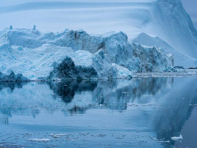 Video: El iceberg más grande del mundo captado desde el aire