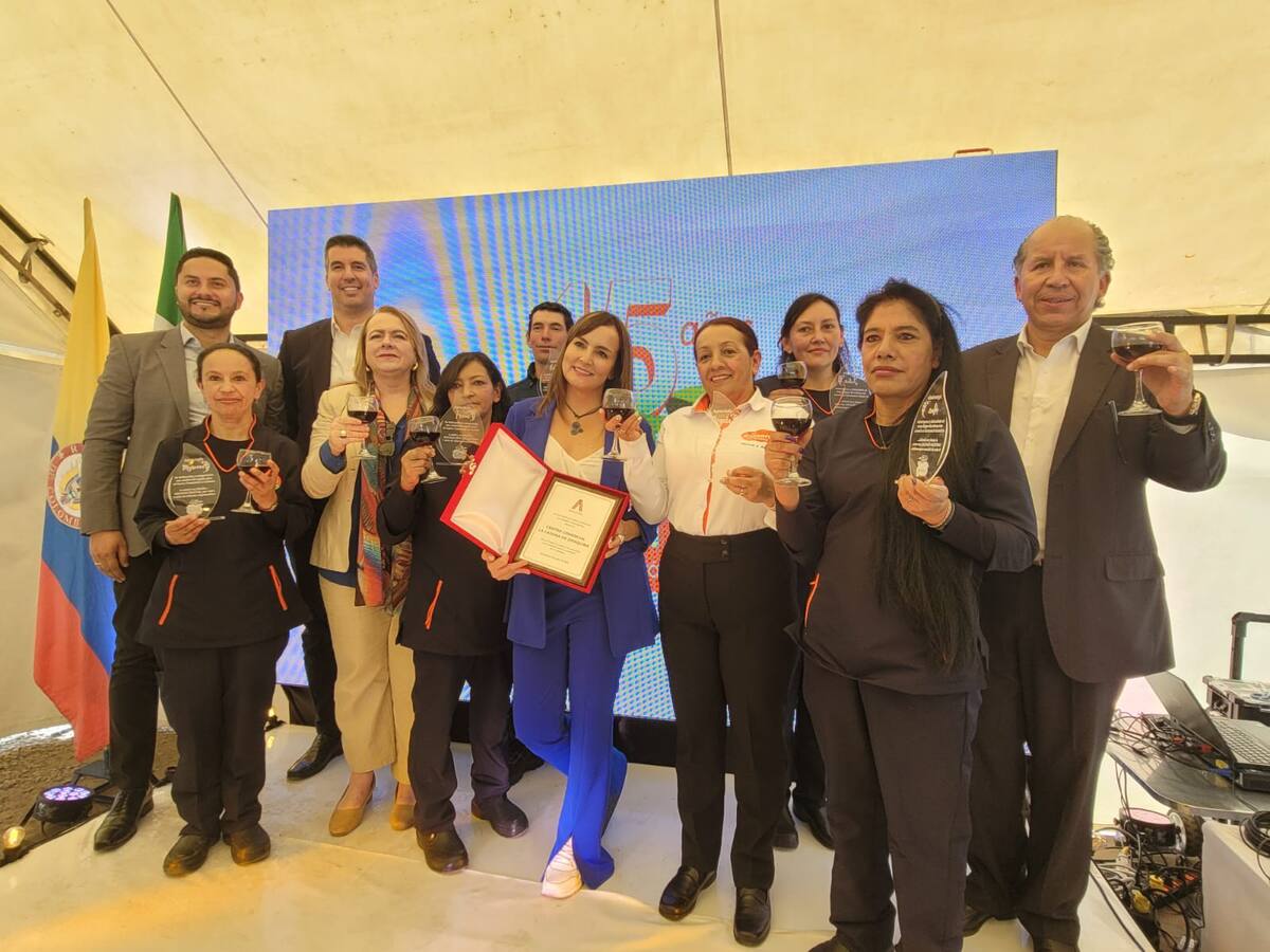 Centro comercial de la Sabana de Bogotá celebra su aniversario con certificación ISO 9001