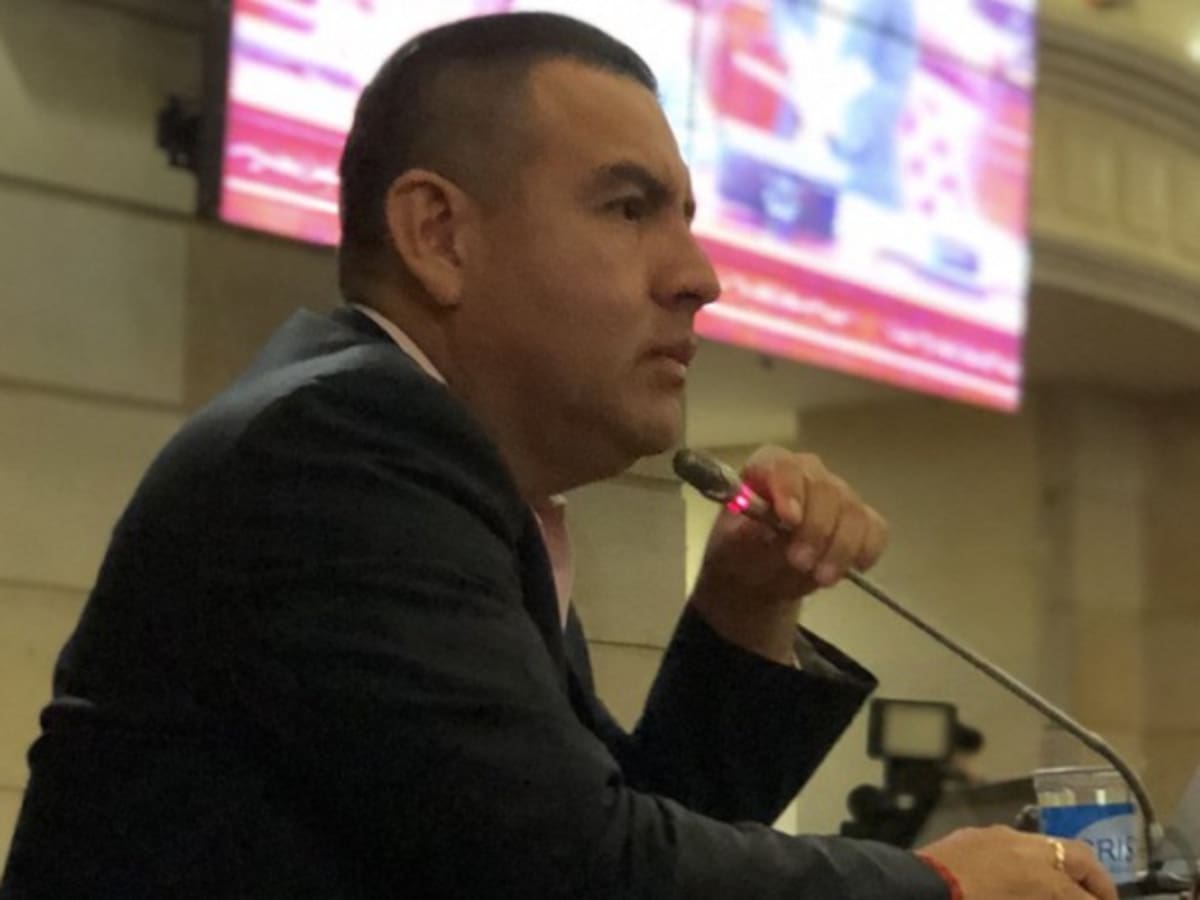 Esquema de protección de Pte de Comisión de Acusaciones inmerso en accidente de tránsito