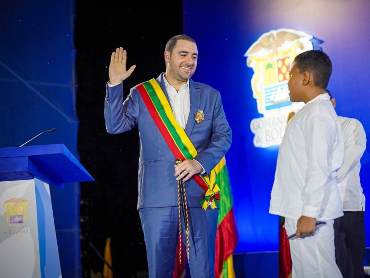 Yamil Arana Padauí tomó posesión protocolaria como gobernador de Bolívar