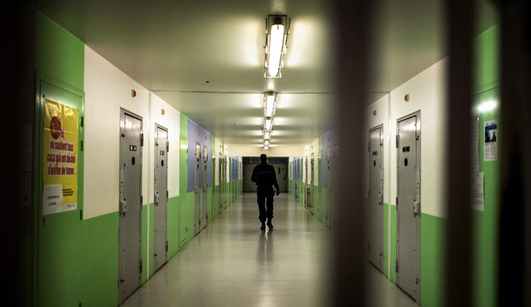 Así fue el terrible experimento de la cárcel de Stanford