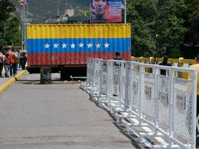 Reunión de congresistas colombo venezolanos