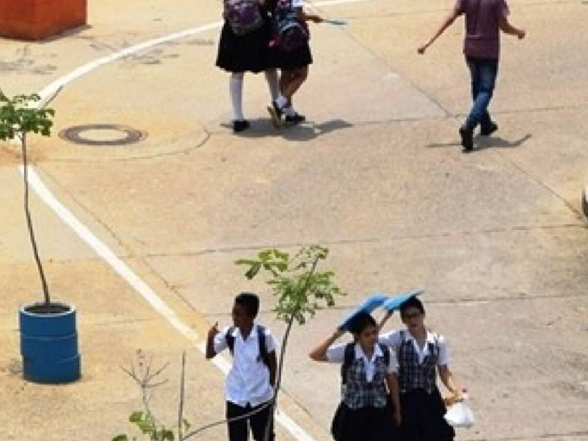 Hoy regresan a clases desde casa en Bucaramanga