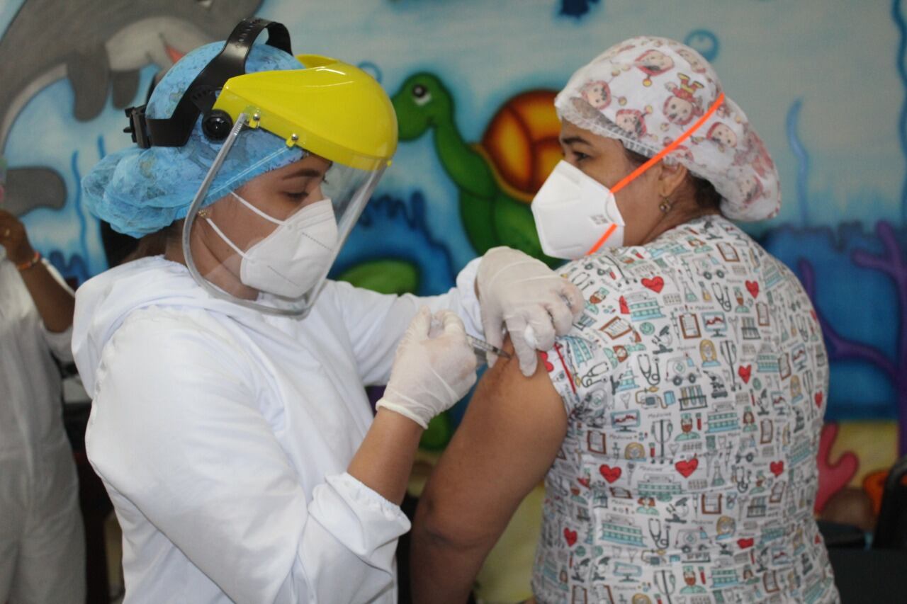 Este es un llamado urgente para que  acudan a los puntos de vacunación. Foto Relacionada.