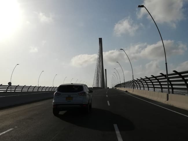 Más de 5.500 vehículos cruzaron el nuevo Puente Pumarejo durante primer día