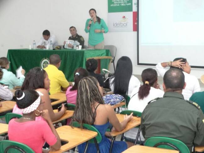 80 jóvenes en riesgo en Arjona, Bolívar, son capacitados en convivencia
