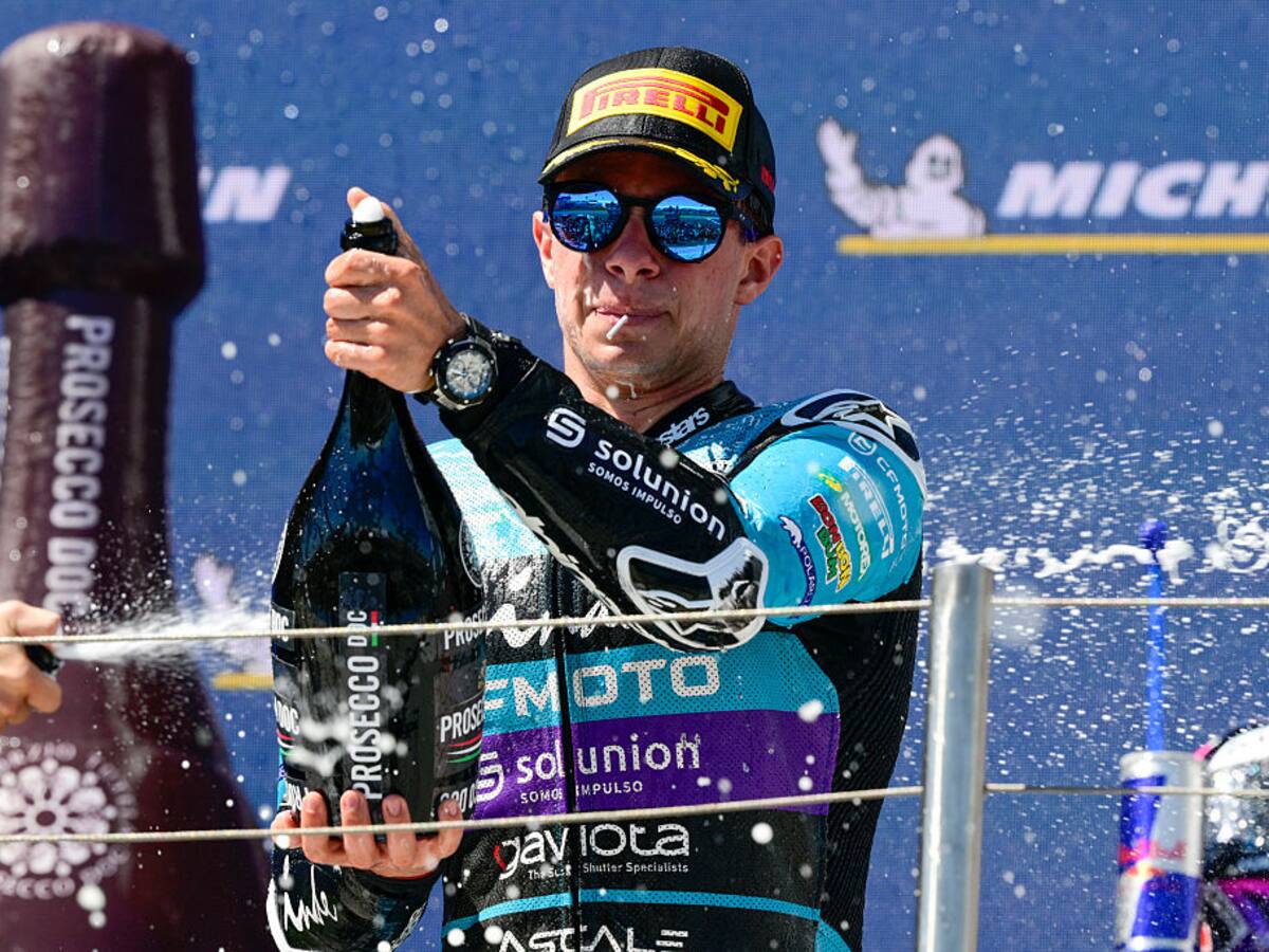 El colombiano David Alonso ganó su primera carrera en Moto2: Así fue su triunfo en el GP de Hungría