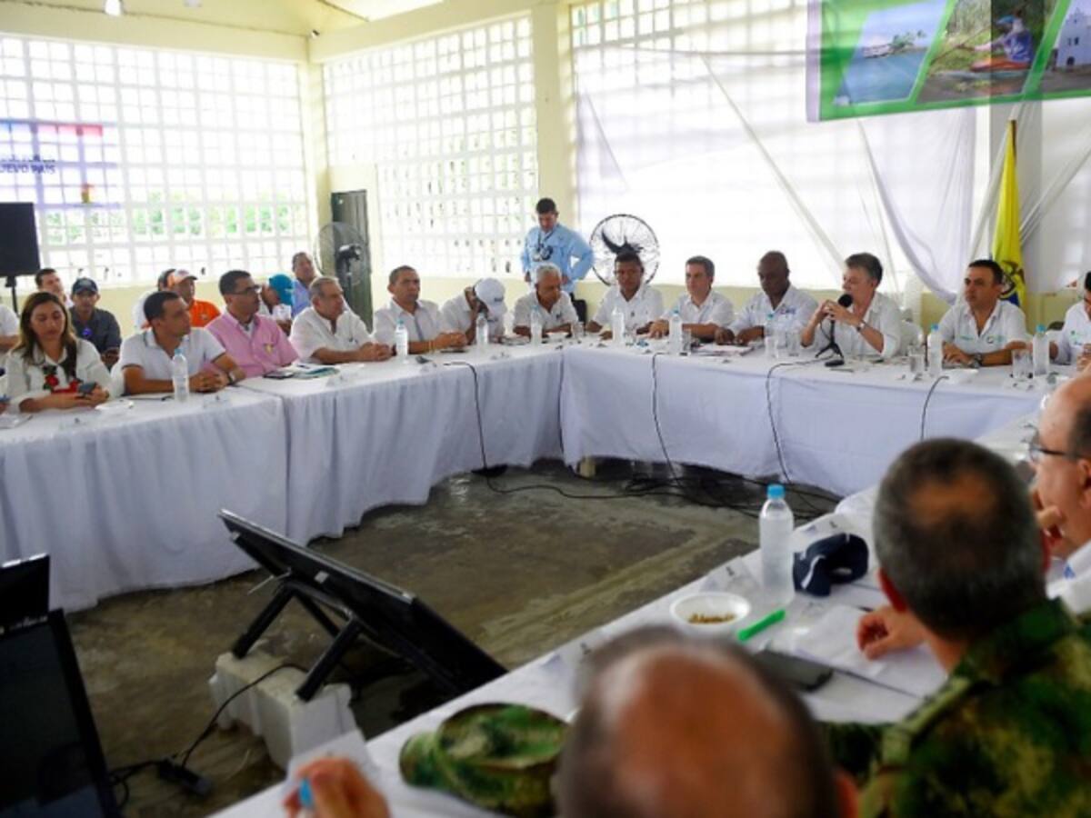 Integrantes de las Farc quedan siendo parte de nuestra sociedad con la salida de las armas: Santos