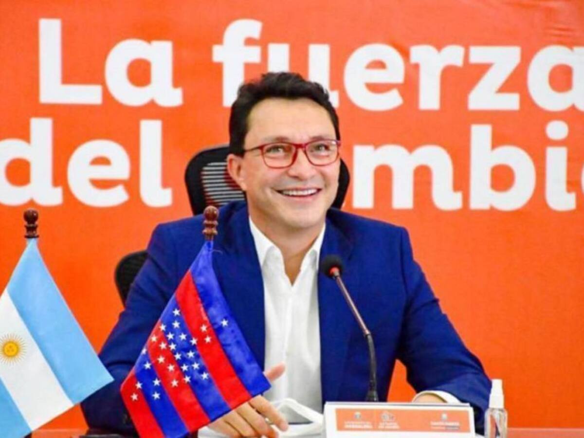 Caicedo suscribe convenios de gestión de salud pública por $3.700 millones