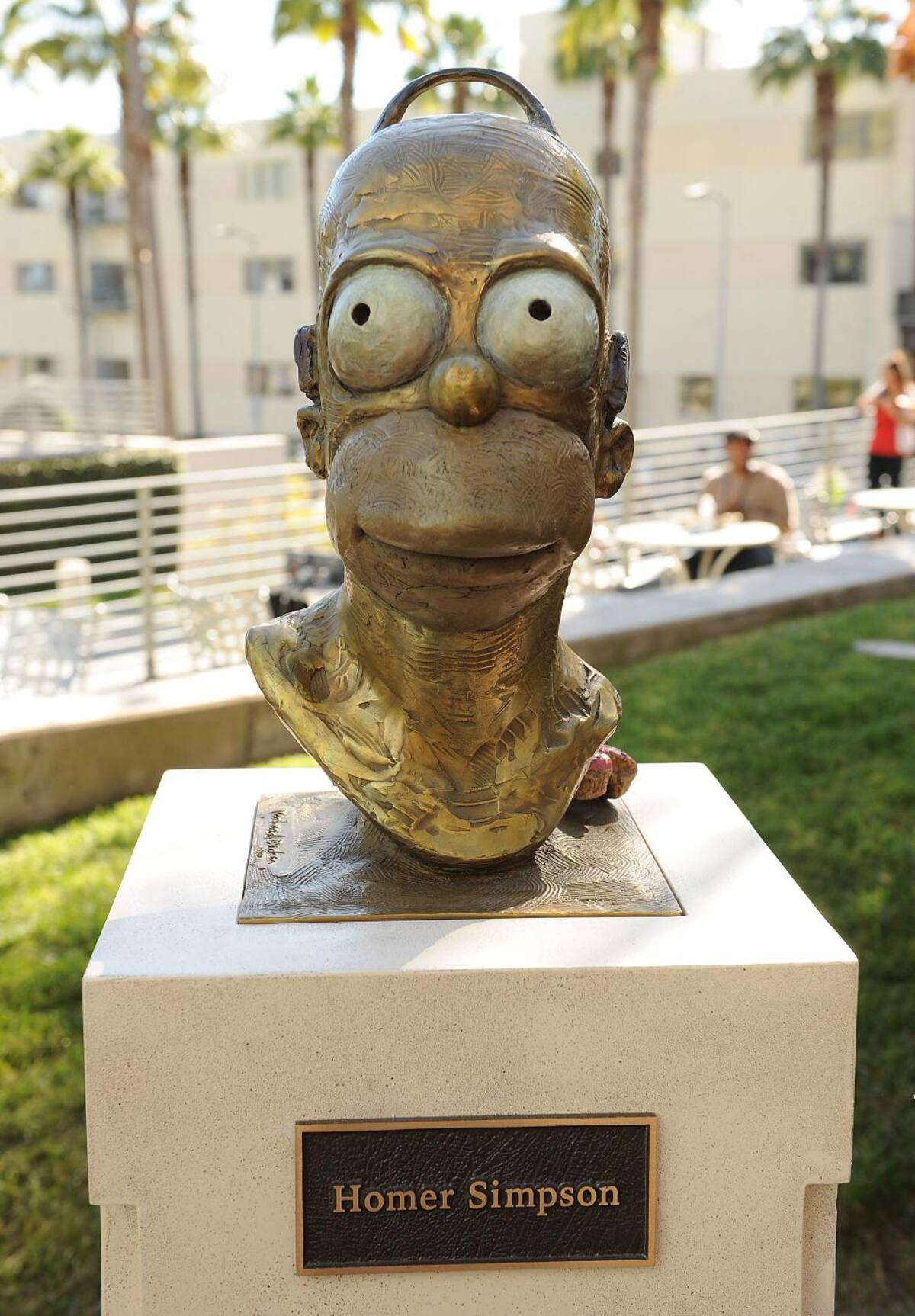 En 2012, el creador de la serie, Matt Groening, y el productor ejecutivo, James L. Brooks, estuvieron en una ceremonia conmemorativa de la serie.