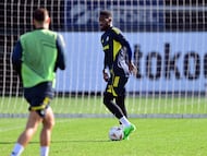 ISTANBUL, TURKIYE - JANUARY 28: Jhon Duran of Fenerbahce take part in the training session as the preparations at the Can Bartu Training Facilities continue ahead of their UEFA Europa League Week 8 away match against Romanian side FCSB on January 28, 2026, in Istanbul, Turkiye. (Photo by Serhat Cagdas/Anadolu via Getty Images)