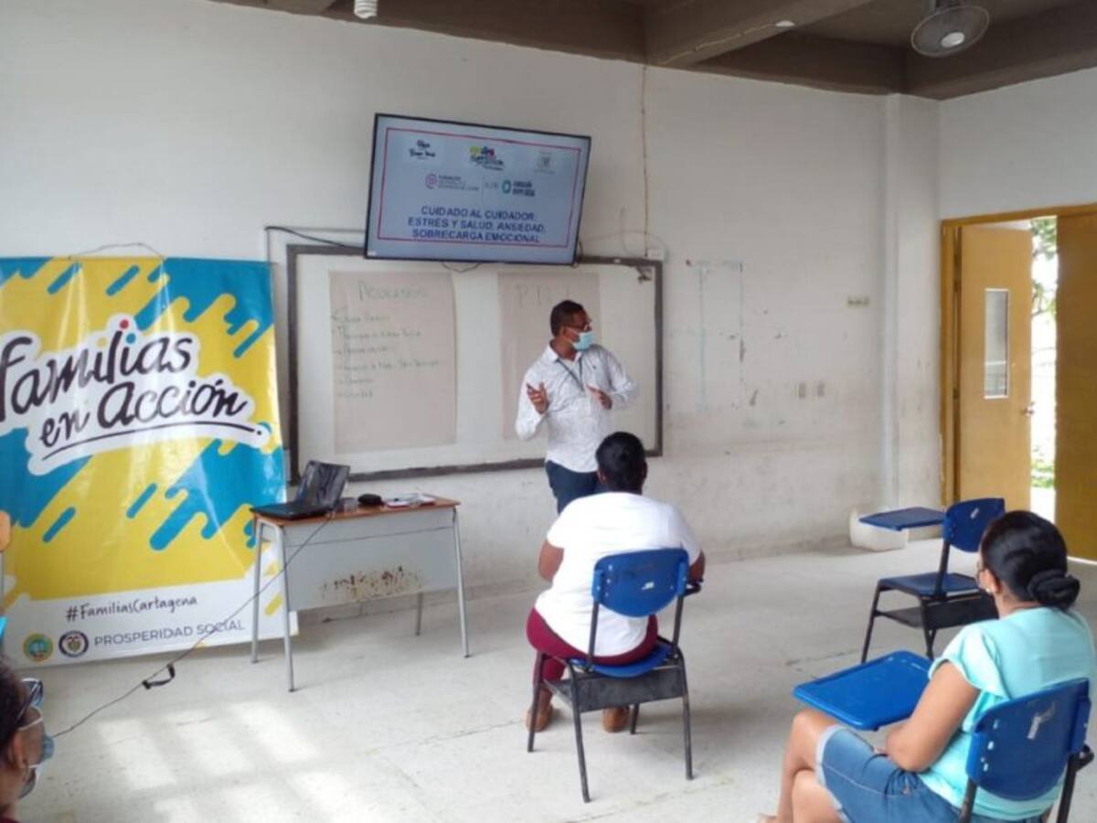 Familias en Acción realiza apoyo psicosocial a siete colegios de Cartagena