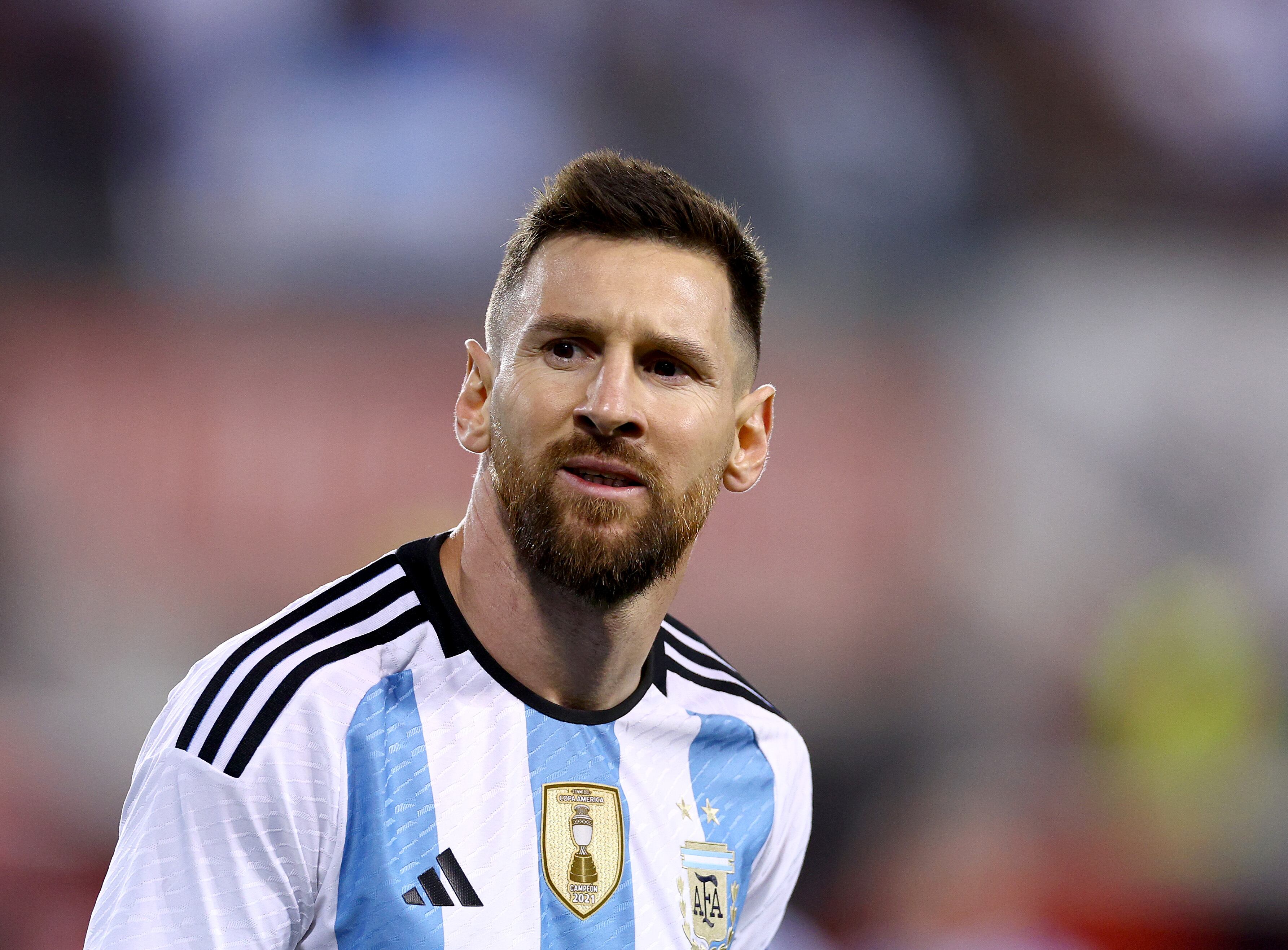 Lionel Messi no jugará este fin de semana por lesión.