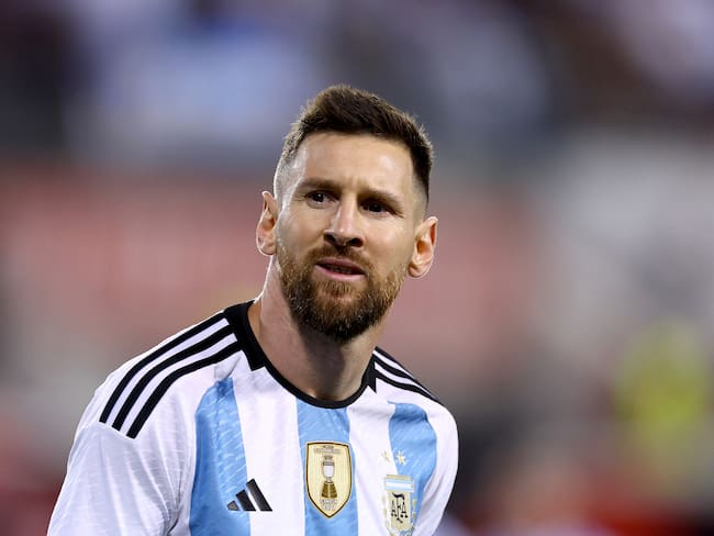 Lionel Messi no jugará este fin de semana por lesión.
