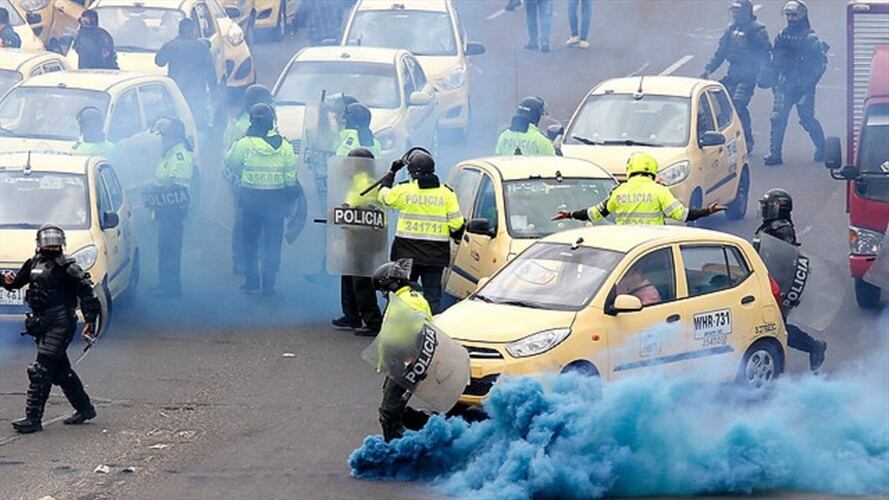 Autoridades entregan balance tras jornada de paro de taxistas. Foto: Colprensa