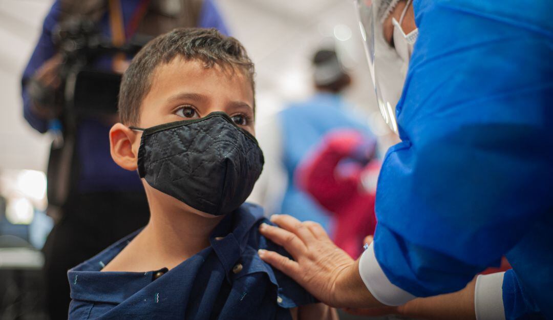 Puntos de vacunación contra COVID-19 en Bogotá. 