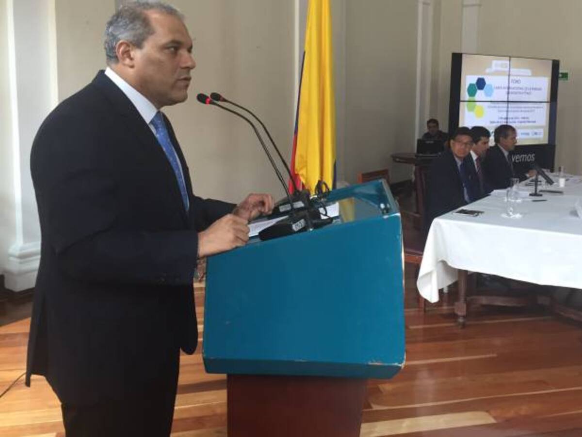 Citan debate de control político por cesión de lote de Batallón Paraíso